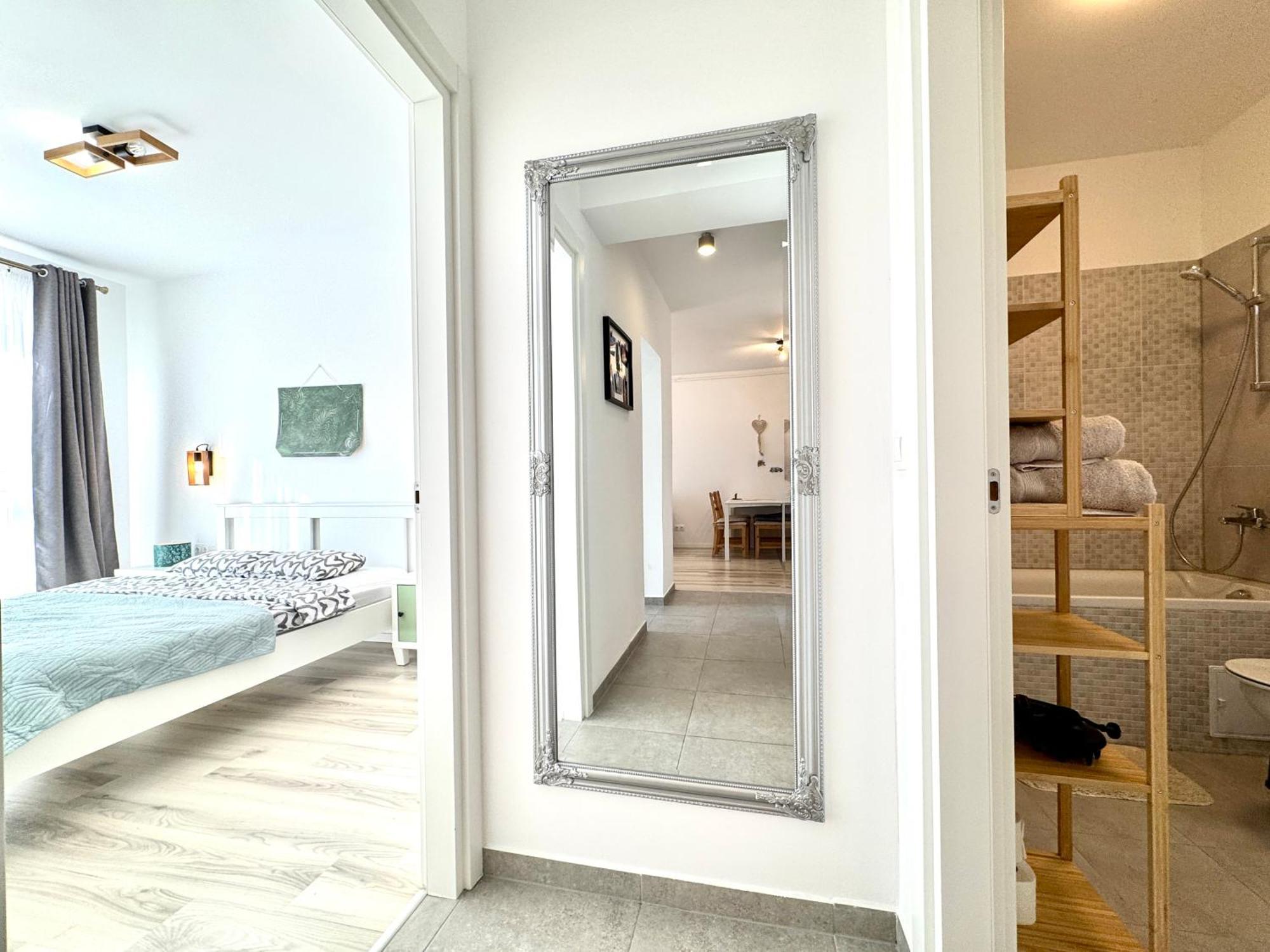 Luca'S Forest Apartment Тимишоара Экстерьер фото